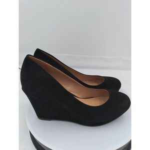 NIB Maurices 3.5" closed toe wedge black size 7